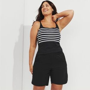 Lands end square neck tankini swimsuit top M 10-12